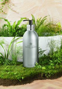 Molton Brown – 100% PCR aluminium with offset printing and a matt lacquer